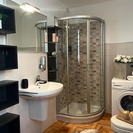 La Finestra Sul Mare Con Wi-fi, A/c & Free Parking Apartment