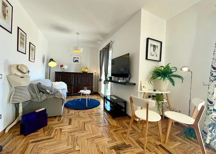 La Finestra Sul Mare Con Wi-fi, A/c & Free Parking *