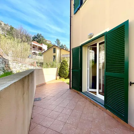 La Finestra Sul Mare Con Wi-fi, A/c & Free Parking Apartment Pietra Ligure