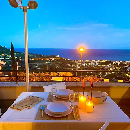La Finestra Sul Mare Con Wi-fi, A/c & Free Parking *