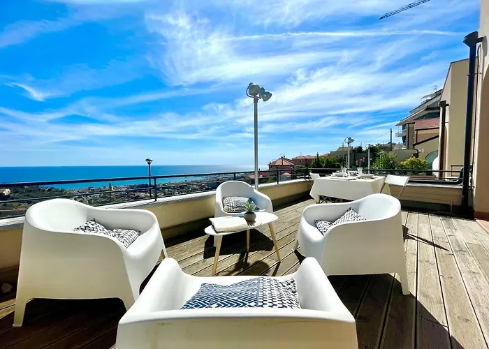 La Finestra Sul Mare Con Wi-fi, A/c & Free Parking 아파트
